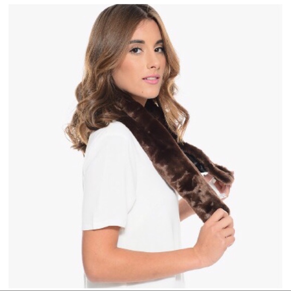 Scarf Faux Fur Plush Winter Warm Brown - Picture 3 of 4